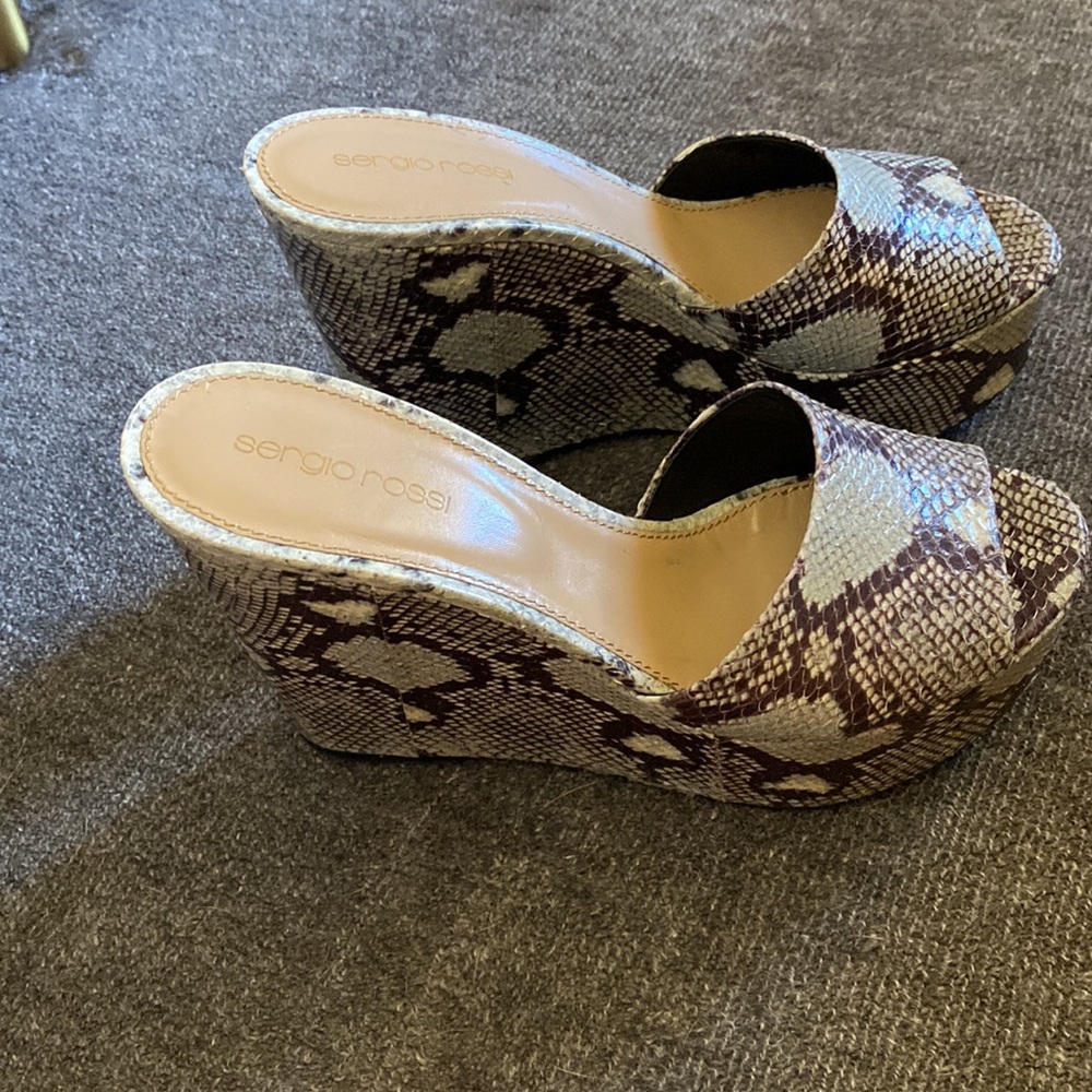 Gorgeous Light Blue Python Wedges - image 7